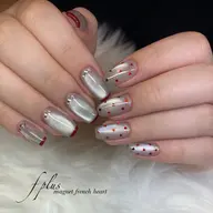 マグネットネイルにフレンチとハート♡◎ オフあり/なし/現金のみ