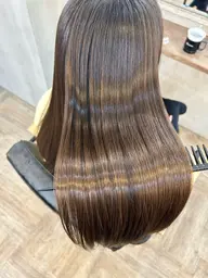 【最高峰の質感へ】髪質改善ストレート+トリートメント+カット