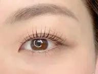 [土日祝日ご新規様]次世代まつげパーマ施術です。高濃度トリートメント、仕上げコーティング付