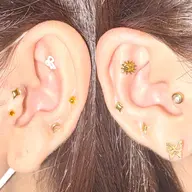 ✨👂耳ツボジュエリー👂✨モデルさん10粒（片耳5粒ずつ）