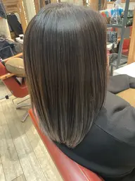 【筋感ハイライト🌙】カット+ハイライト+トリートメント