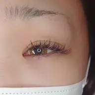 フラットラッシュ　140本　オフ無料アイシャンプー付き