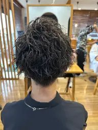 カット＋ツイストスパイラルor波巻きパーマ