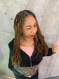 ブレイズエク有り{耳上5段以上}¥40000~