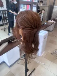 ￥2000（現金支払いのみ）簡単ヘアセット（３スタイルから選ぶ簡単ヘア）