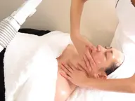 💜フェイシャル🌹💜デコルテ＋顔筋マッサージ＋シートマスク付計50分