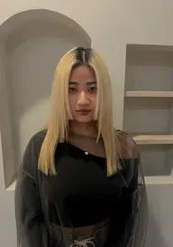 【レディースもメンズも大歓迎】　流行りのハイトーンから中明度カラー、リタッチブリーチ、デザインカラー得意です！