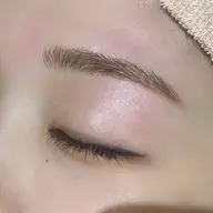 《ご新規様限定クーポン》アイブロウWAX&美眉スタイリング🩵