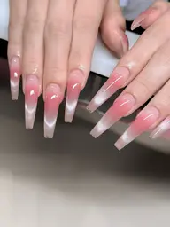 チップ長さ出し✨SNS話題デザイン💕チークマグネットフレンチ¥11990