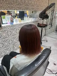 外ハネボブカット