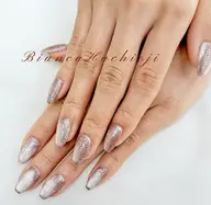 ‼️ラメ以上のキラキラを‼️ハンドネイルオフありマグネットネイル✨(パラジェル対応プラス1,100円/八王子)