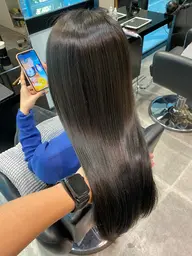 🍓今話題の髪質改善トリートメント＋カット🍓