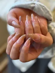 グラデーションネイルモデル❤︎.*（オフなし）