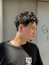 【短髪に動きをつける】カット+ピンパーマ