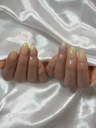 【𝙃𝙖𝙣𝙙】💚2本アート＋8本ワンカラー💚持ち込みデザイン◎(オフなし)