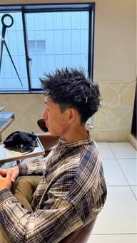 カット＋ツイストパーマ【新宿/メンズ/束感/スパイキーショート/メンズカット/メンズパーマ/新宿西口】