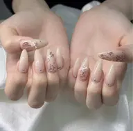 おすすめ・当店No.1【チップ長さ出し】ワンカラー & パーツ放題 ¥12500→¥10000 (オフ選択)