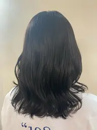学割U24📣‼️レディースカット＋黒染めを使わないトーンダウンカラー（黒染めも可）＋さらさらシルクトリートメント✨