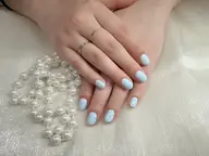 【Hand】 500色以上のカラーからあなただけの選べるワンカラーx美フォルムで、シンプルなのに美しい指先