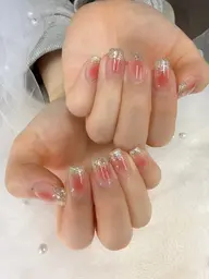 ❣️長さ出し+ チークグラデーションネイル