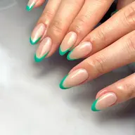 【オフ込み】フレンチネイル【新規様限定】