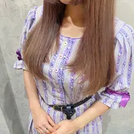 🍀ブリーチリタッチ、オンカラー🍀+トリートメント🎁根元の地毛が、4cmまでの方限定🎗️(シャンプー・ブロー込み)