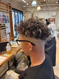 【残り4名様限定‼️】人気No.2🥈メンズ限定カット➕海外風スペインカール(相談 可）🇪🇸✂️