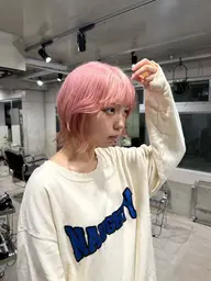 🩷ブリーチオンカラー・ハイトーンカラー(全頭ブリーチ)🩷