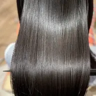 【湿気対策☔️💞】縮毛矯正+うるつやトリートメント🫧💟