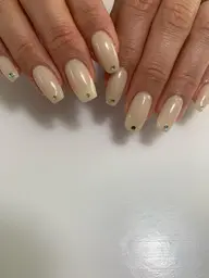 オフなし🌷シンプルアート（ﾜﾝﾎﾟｲﾝﾄ・少量のパーツ）