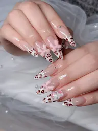 New open チップスカルプ長さ出し+デザインやり、パーツ付け放題