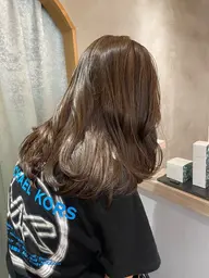 この春🌸❣️明るくしたい方必見💜💜トーンアップカラー💜➕超音波アイロントリートメントカラーモデル/ワンカラー