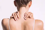 【美うなじは脱毛専門店で✴️】自己処理が難しいうなじはプロにお任せ♪