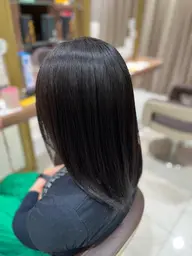 縮毛矯正✨(トリートメント込み)