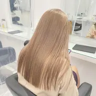 ✨今話題のブリーチなしダブルカラー✨ブリーチなしでも抜群に透明感出せます🙋‍♂️話題の髪質改善トリートメントとご一緒に