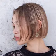 白髪ぼかしカラー カラーのみ。