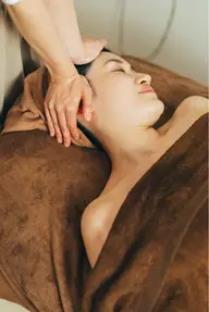 春の特別メニュー🌸腸もみチネイザン×デコルテヘッドセラピー80分