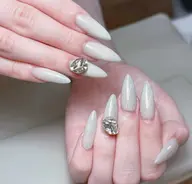 【チップ長さ出し】ワンカラー・ラメグラ+パーツ2個 ¥8500→¥4500 (オフ選択)