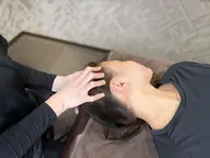 【眼精疲労/頭痛/不眠/脳疲労】ドライヘッドスパ+首マッサージ40分7700円→