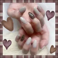 【オフ🈚️】アートorパーツ2本までシンプルネイル【何度でも同価格】