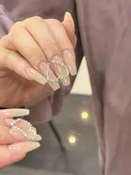 チップ長さ出し込み！アート2​〜​4本✨