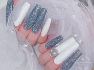 🦋チップ長さ出し❤️ワンカラー、ラメグラ🌹大きなパーツ一個