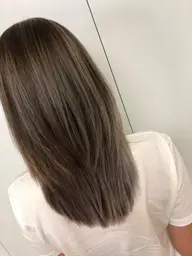 《ご新規様限定》人気no.1✨スペシャルハイライト🔛イルミナカラー、ケラスターゼトリートメント✨