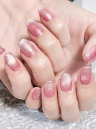 ✨️ハンド長さ出し10本( チップ)オフ無し限定、マグネット✨️ご希望あればお好きなキャラクターパーツ2個つき！