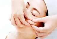 たるみ・顔こりすっきり　オールハンド造形エステ