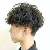 【🔥絶対カッコよくします🔥】カット+ツイストスパイラルor波打ちパーマ 再来の方+¥2000