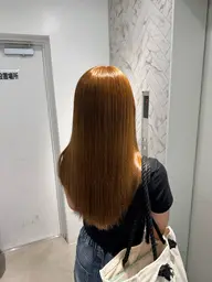 【🌟4月限定クーポン🌟】ブリーチなしWカラー+うる艶トリートメント🧴🫧