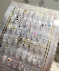 【お得なクーポン】カラー2色+ビジューアート2本まで　5680円