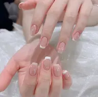 チップ長さ出し カラーフレンチネイル4500円 ジェルオフあり場合500別料金かかります。オフある場合+30分オフ時間。