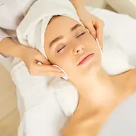 プラズマニードル♪人気メニュー肌質改善♪美容液導入+パック付き♪